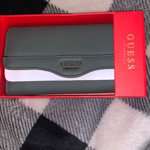 Guess Wallet